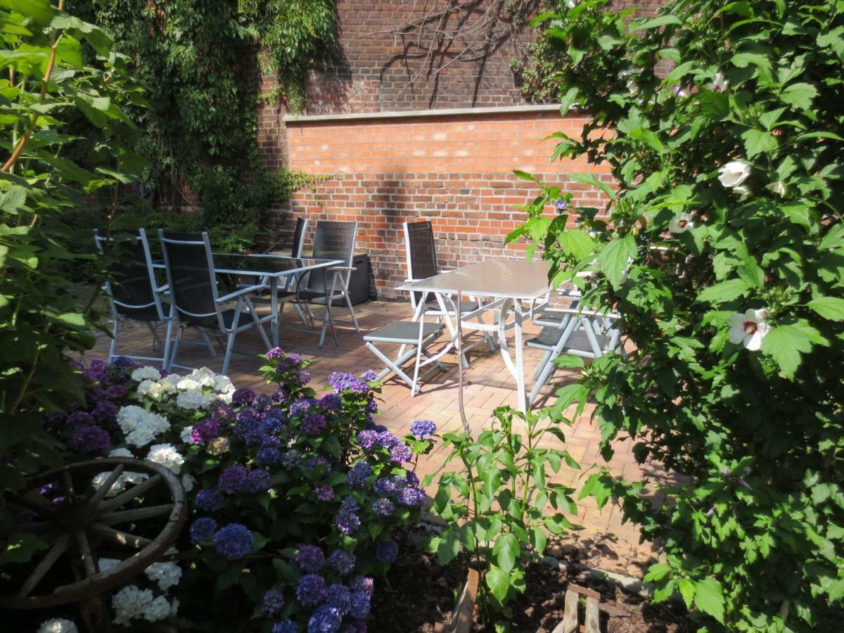 Haus Gruenderzeit Apartment Görlitz Стая снимка